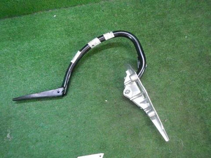 Петля крышки багажника RH Mercedes E C238 (16-23)