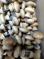 Ручка деревянная кнопка межкомнатная, для двери 60 мм