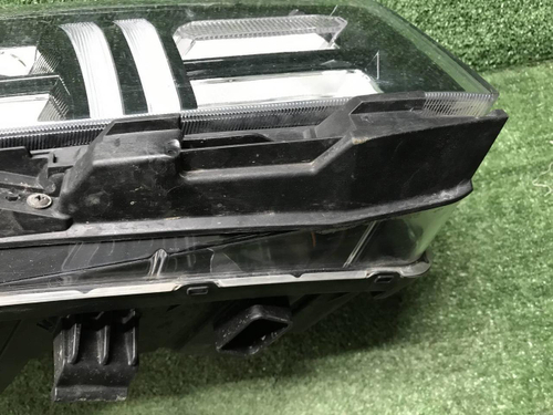 Фара правая Hyundai Santa Fe 4 TM (2020-2024) LED