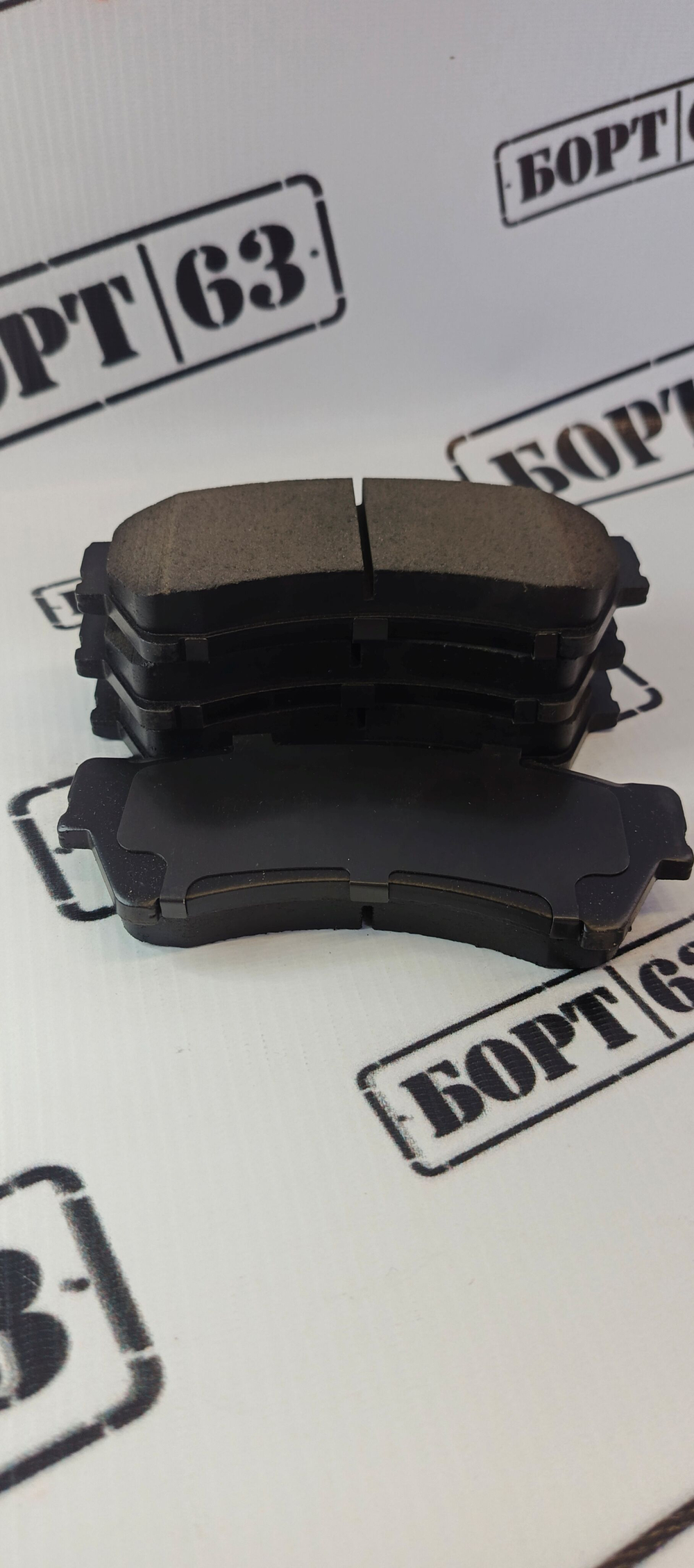 Тормозные колодки HI-Q SP1475 передние