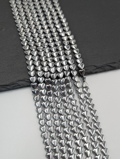 Гематит сердце 6мм, тёмное серебро