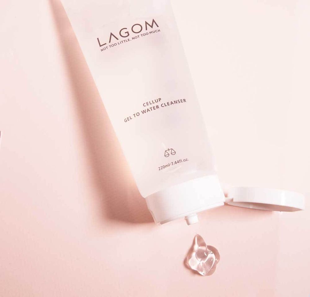 LAGOM CELLUP GEL TO WATER CLEANSER 220ml