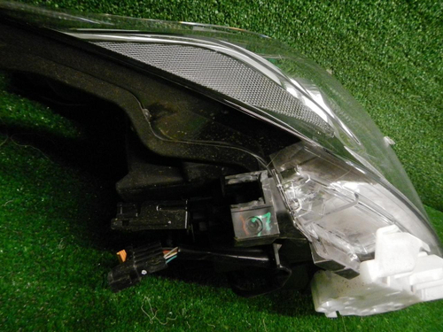 Битая Фара правая Nissan Murano Z52 (14-22) LED