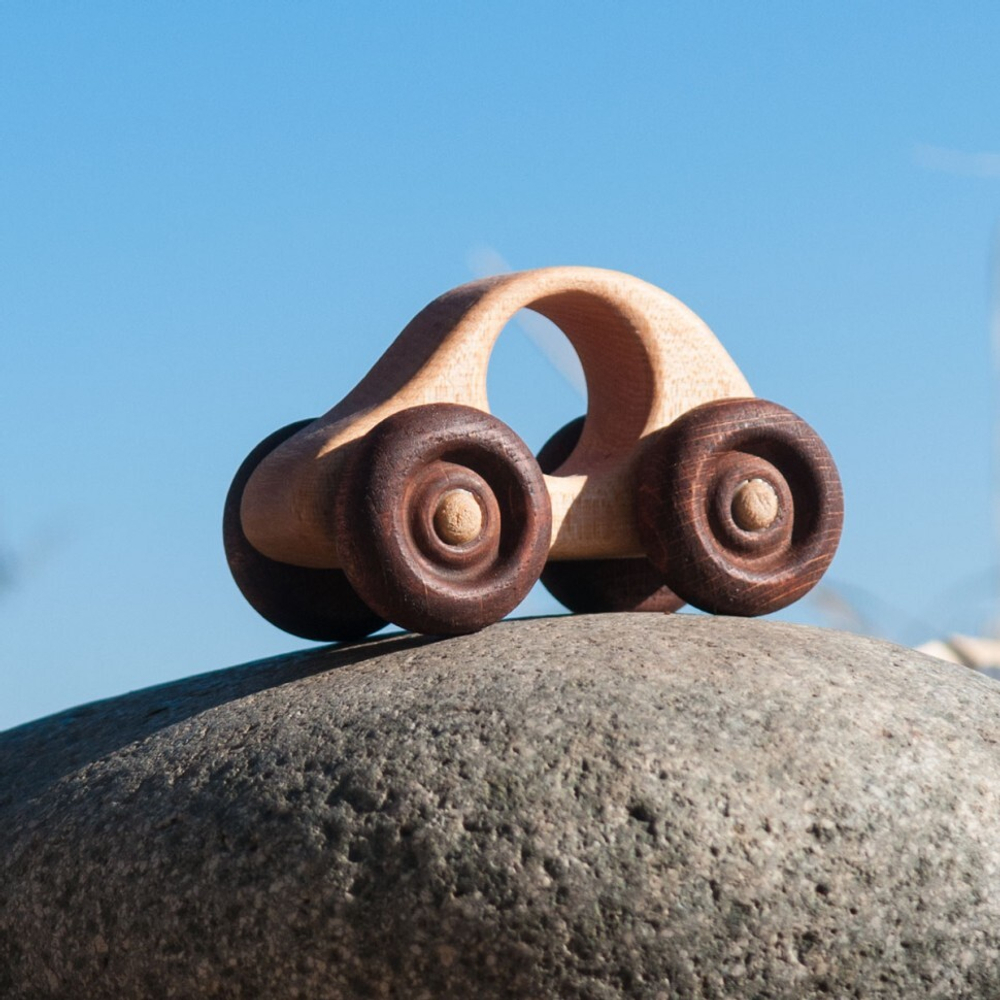 Деревянная машинка Жук Леснушки