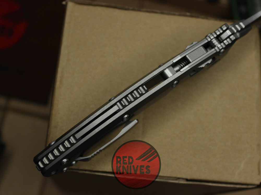 Нож Microtech Amphibian Titanium - рукоять титан, клинок апокалиптик