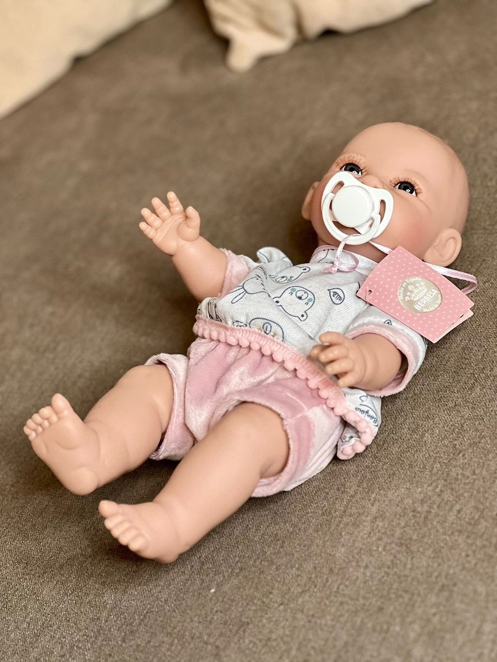 Кукла Berbesa виниловая 34см Coral (3218K)