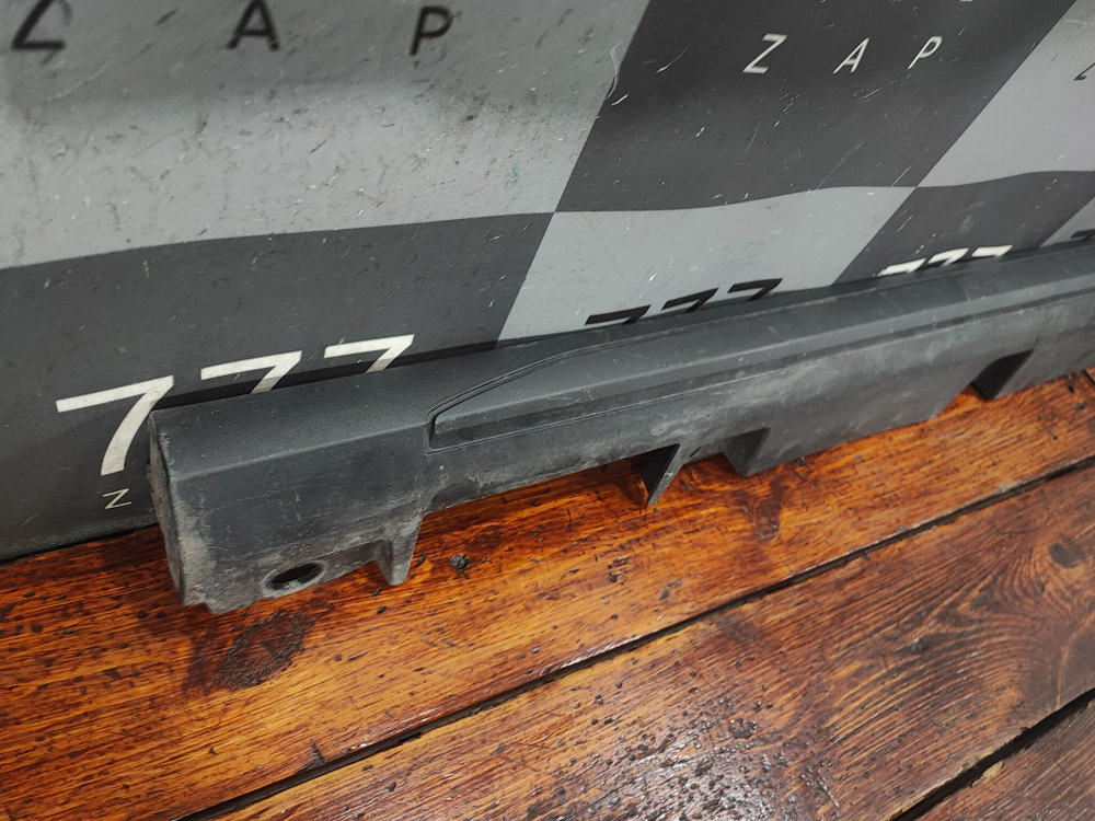 Накладка порога левого Haval Jolion 24-нв Б/У Оригинал 5006700XST01B