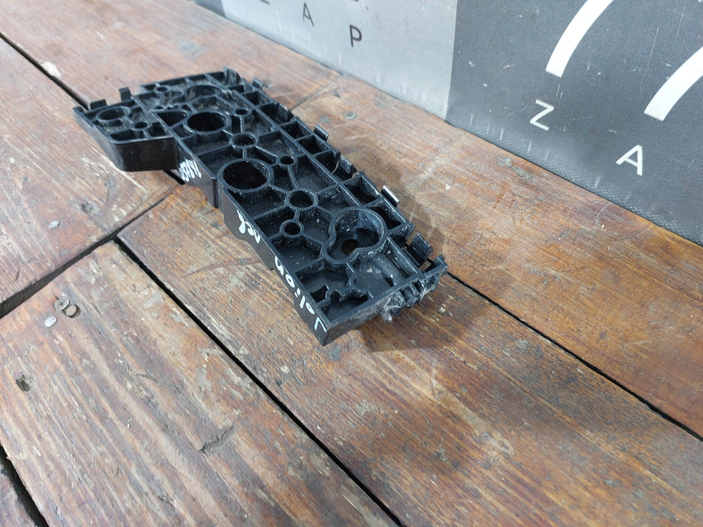 Кронштейн переднего бампера левый Haval Jolion 21-нв Б/У Оригинал 2803101XST01A