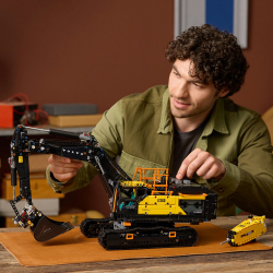 LEGO Technic - Экскаватор Volvo EC500 Hybrid 42215