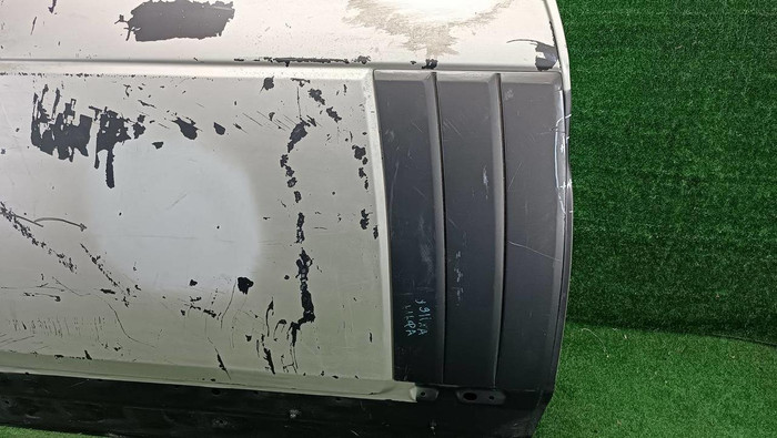 Дверь передняя правая Range Rover Vogue L405 12-22