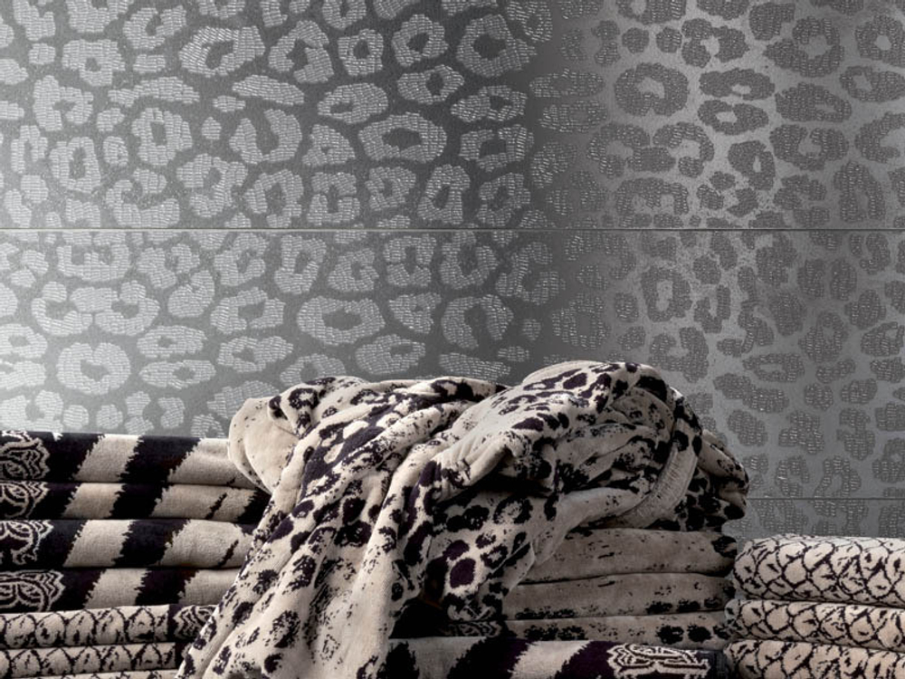 Халат велюровый Roberto Cavalli Giaguaro серый