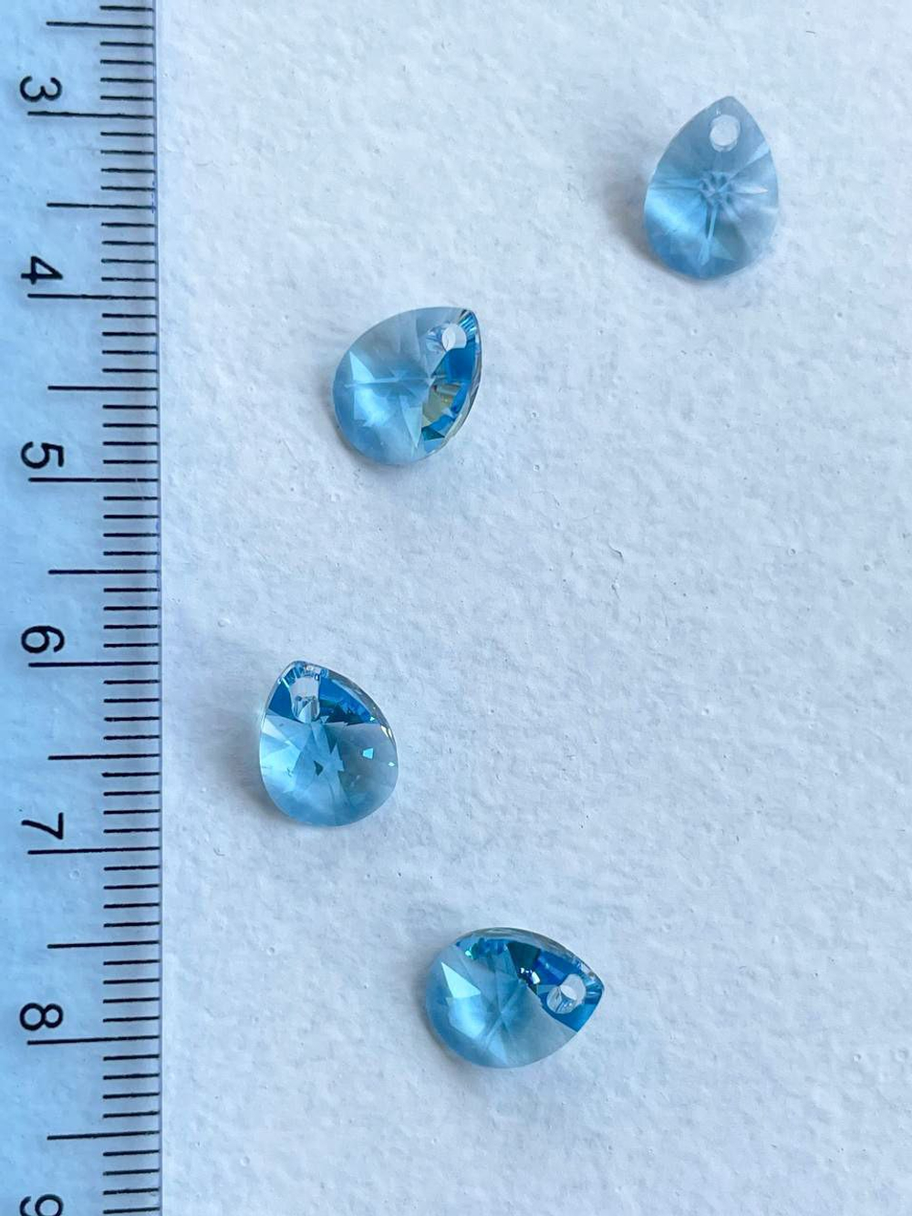 6128-aquamarine Кристалл "Капля" 10 мм, голубой