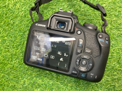 Canon 2000D Kit 18-55mm 3.5-5.6 IS II 22000 кадров