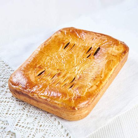 С говядиной