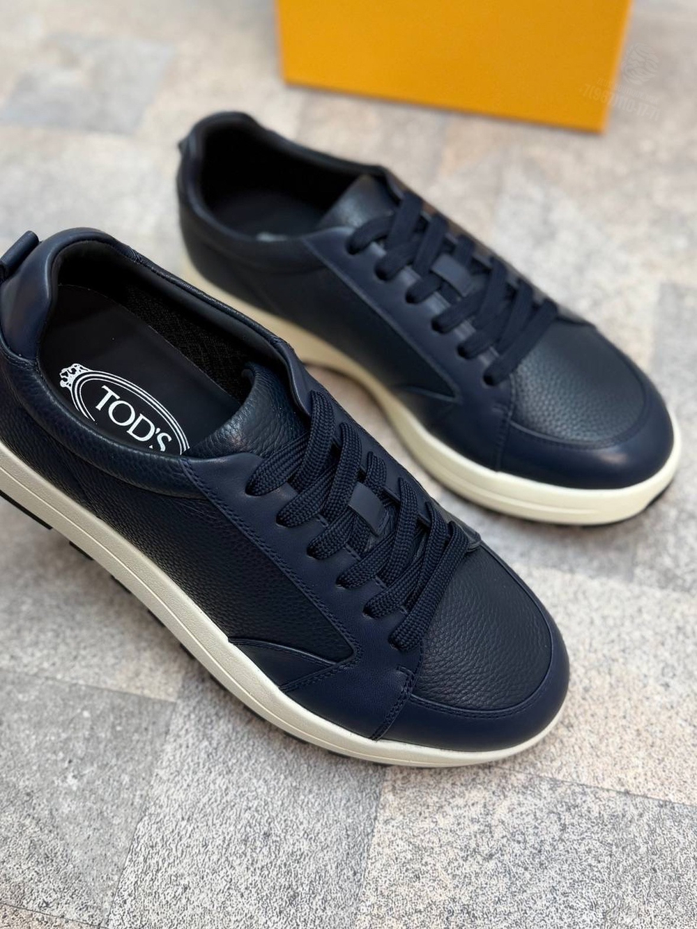 Кроссовки Bally