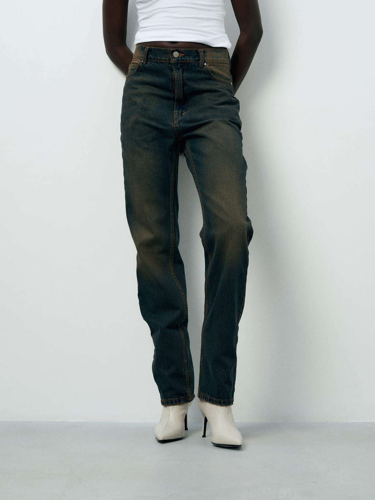 Джинсы "STRAIGHT"