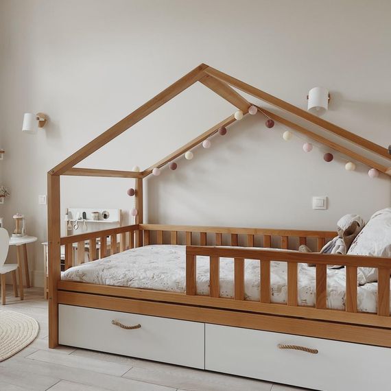 Детская кроватка Рози (Rozi) из массива бука