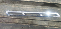 Молдинг решетки радиатора Mercedes GL GLS (X166) 15-19 Б/У Оригинал A1668881885