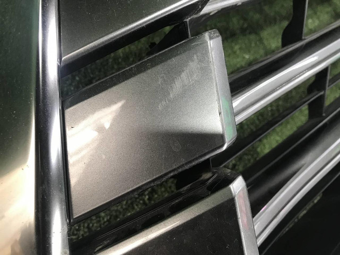 Решетка радиатора Lexus LX 3 (2015-2023)