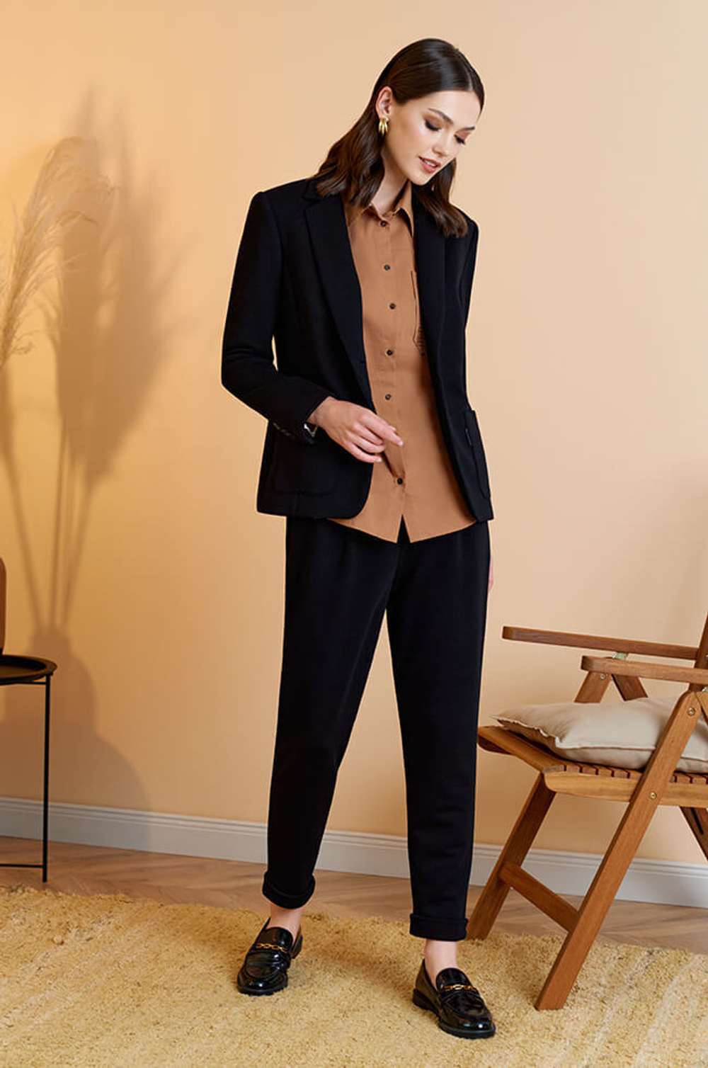 1786 Жакет женский (черный)