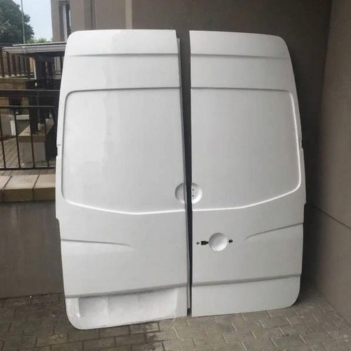 Задние распашные двери Mercedes Sprinter W906