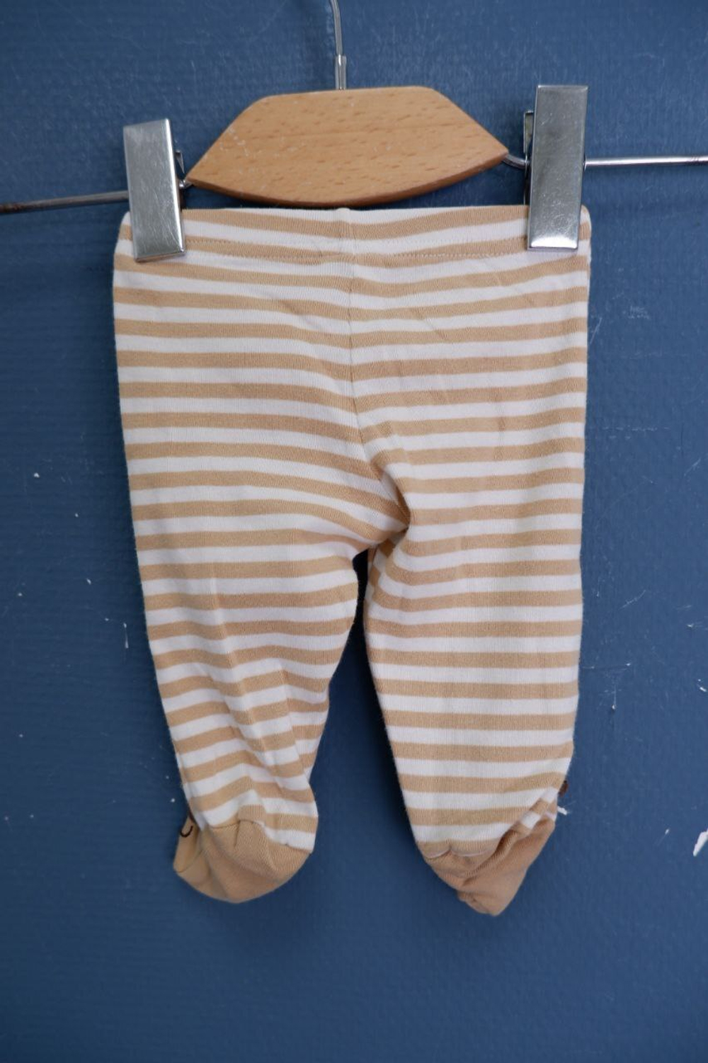 Ползунки Carter's полосатые на 1/3 месяца