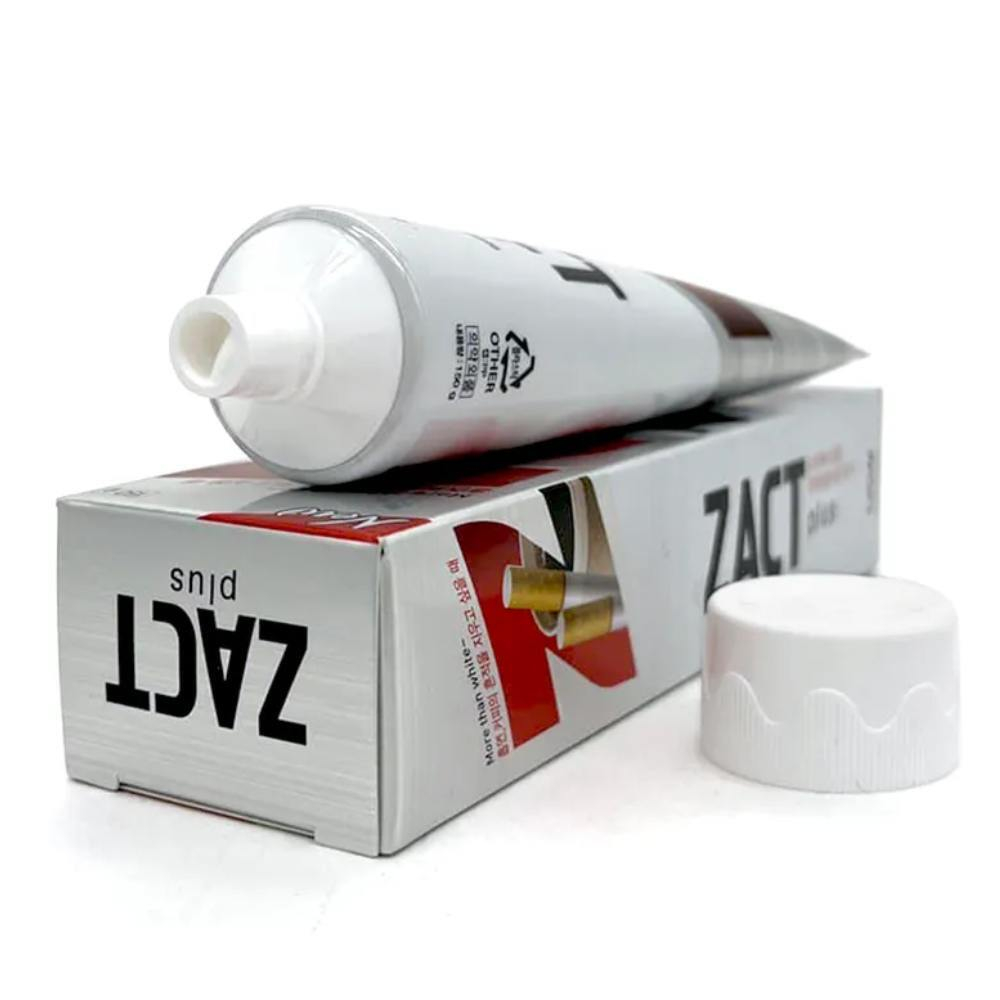 Отбеливающая зубная паста Zact Plus More Than White LION