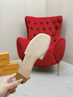 Louis Vuitton Slide