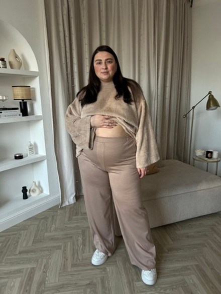 Брюки трубы бежевый