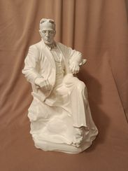 Üzeyir Hacıbəyli heykəli (ağ)