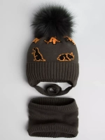 Шапка зимняя для мальчика на завязках и снуд