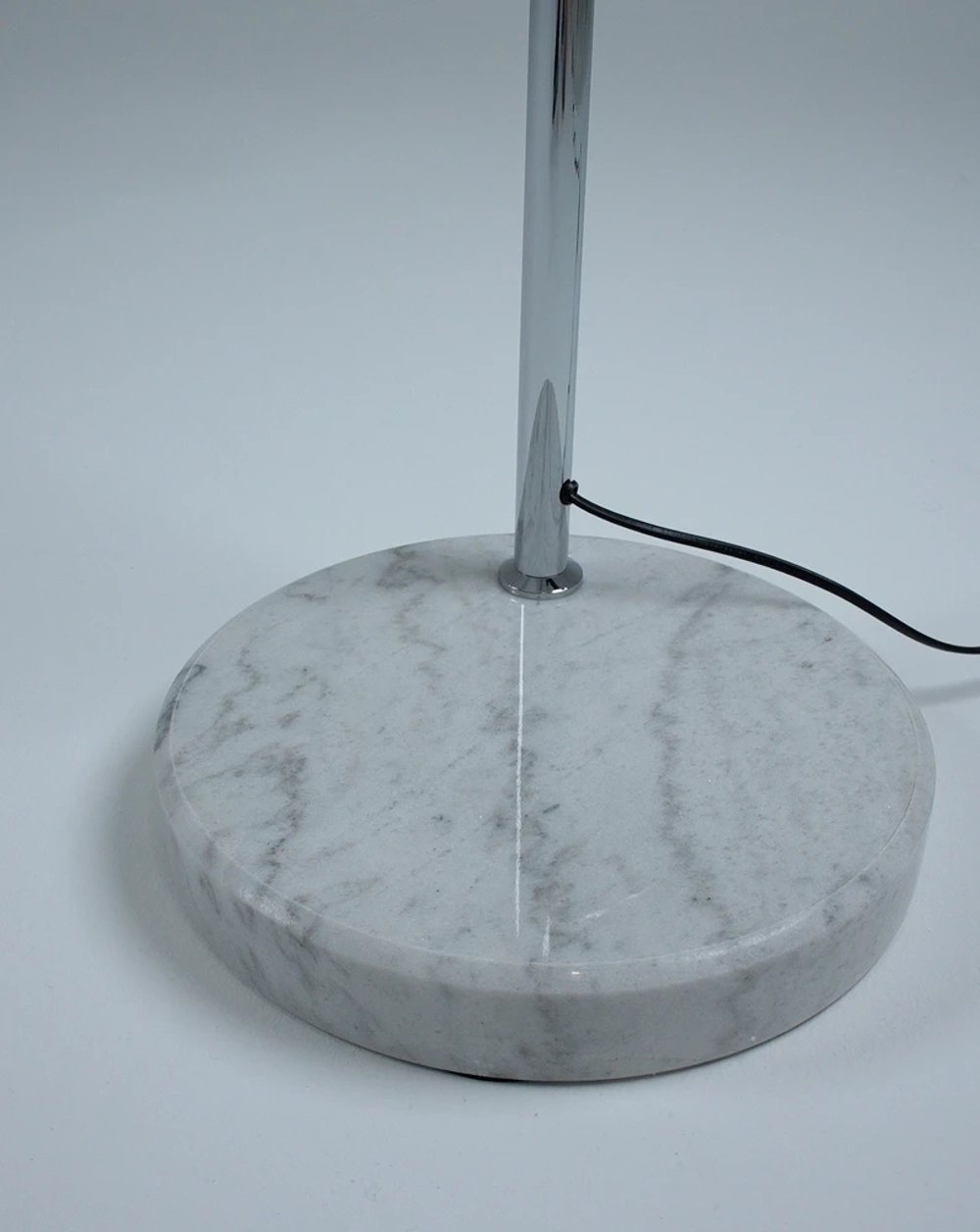 Торшер Moderli ARCO V10994-F