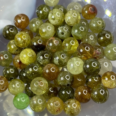 56796  Гранат зеленый гроссуляр Бусина 5.5-6мм