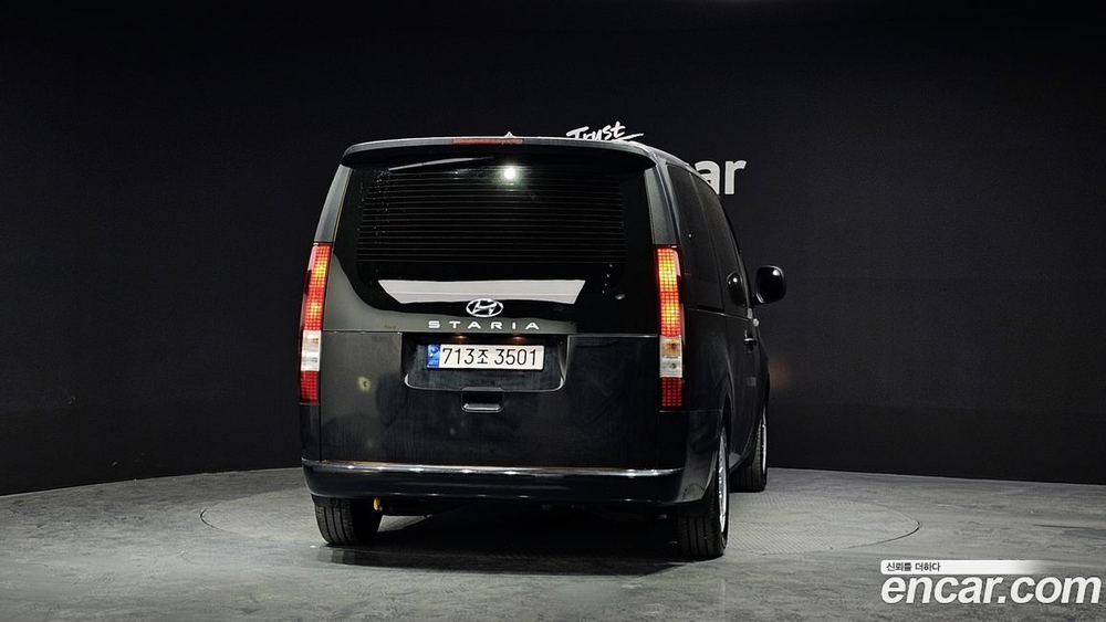 Hyundai Staria Tourer 11-и местный (11.2021)