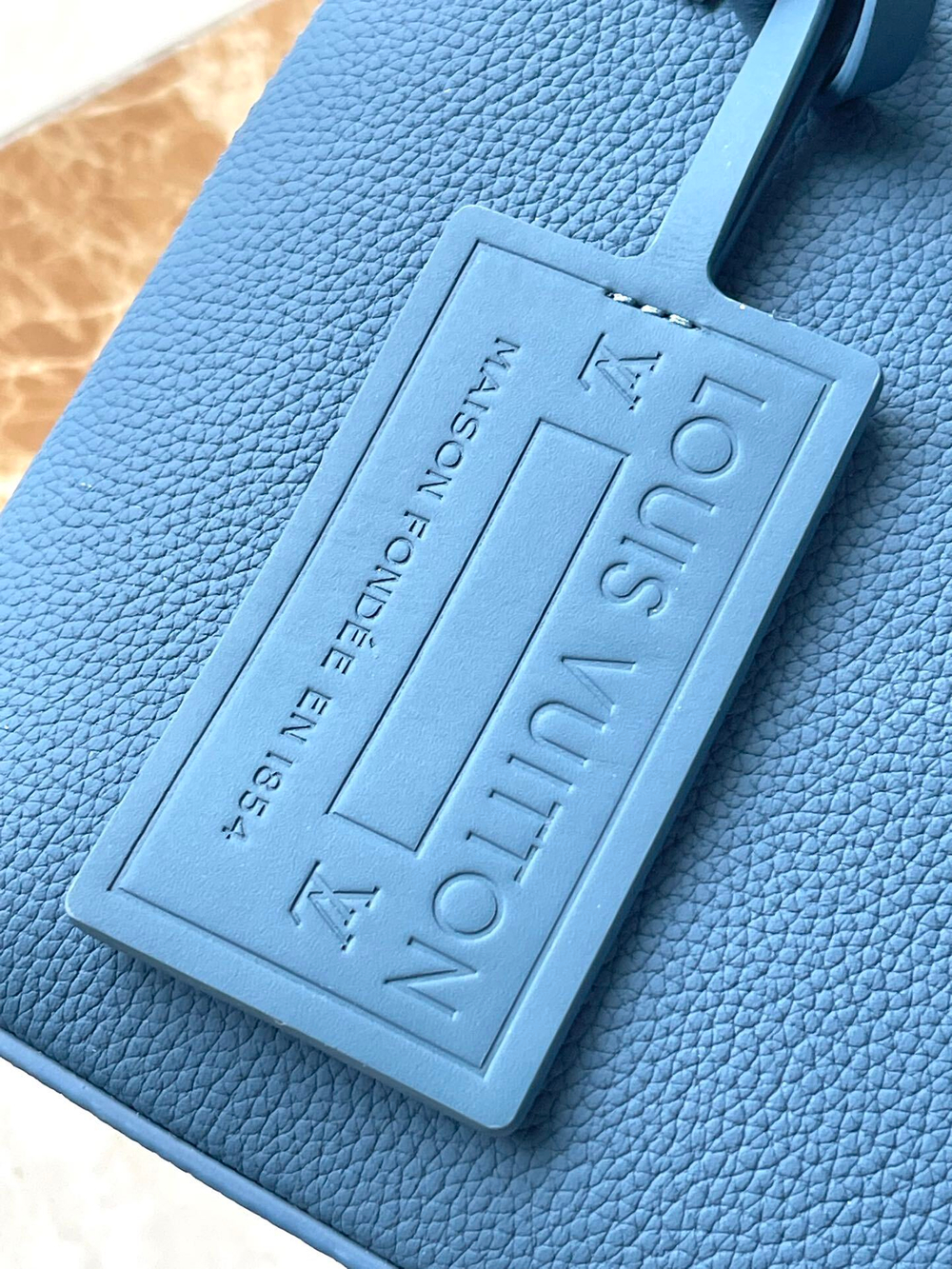 Louis Vuitton Takeoff Pouch