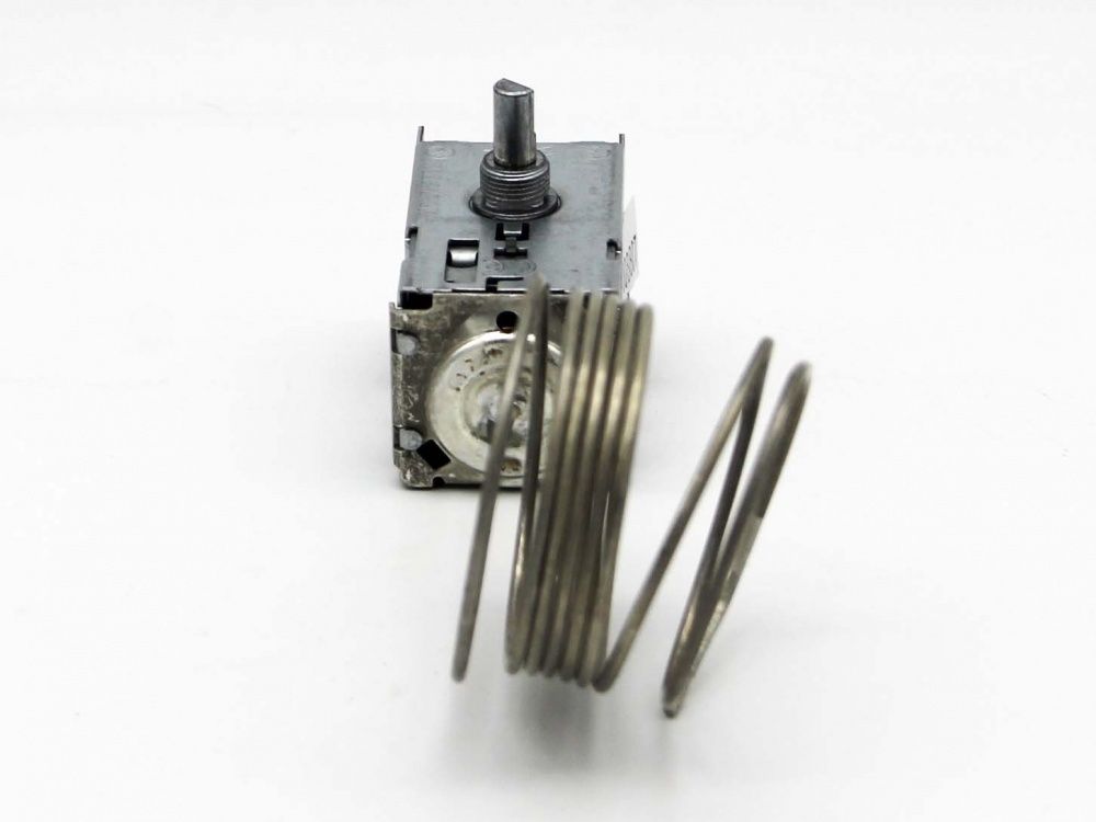 Термостат для холодильника DANFOSS (077B5032) L=1,3м,аналог ТАМ-135