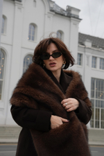 Меховой шарф с карманами шоколад