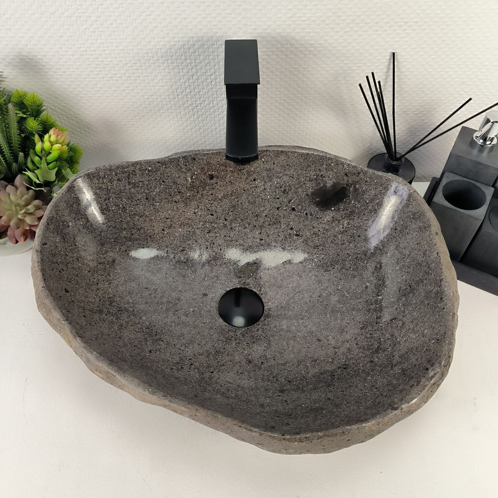 Раковина из речного камня RS-64915 56*44*15 0862