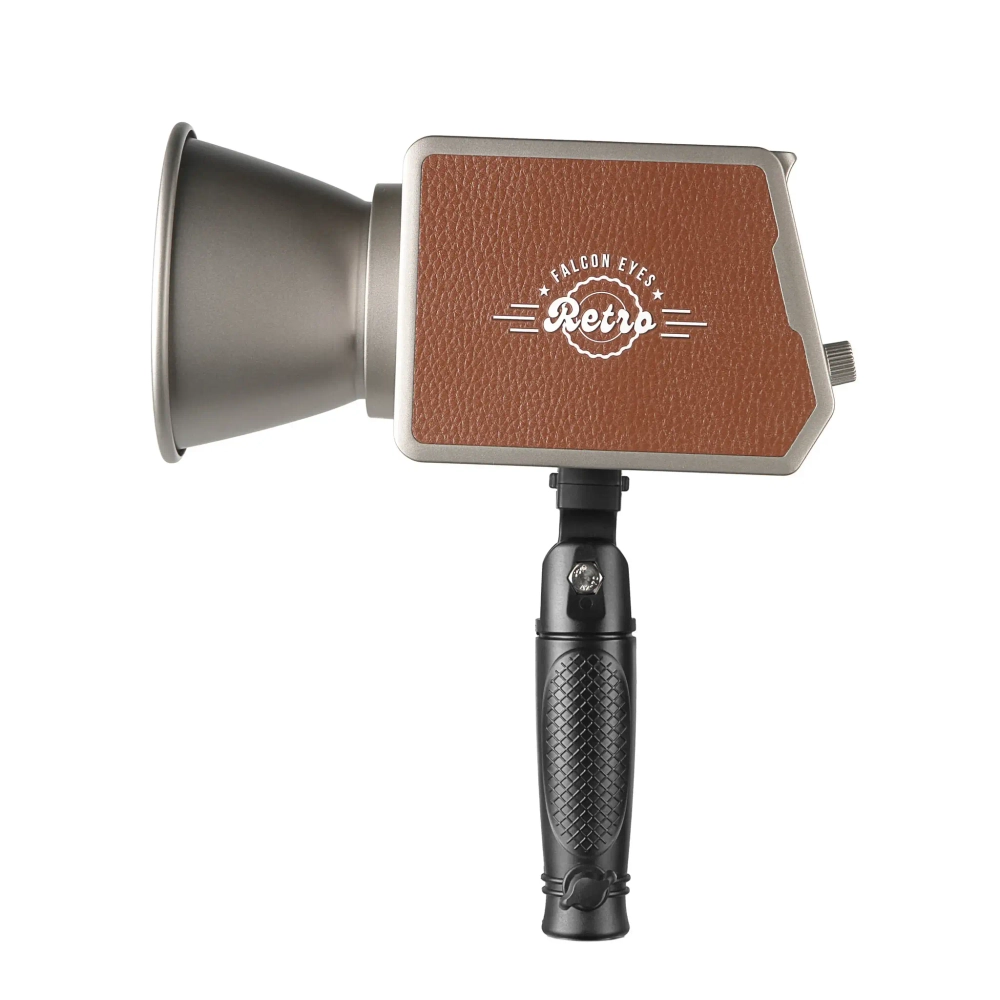 Осветитель светодиодный Falcon Eyes Retro 100R RGB аккумуляторный