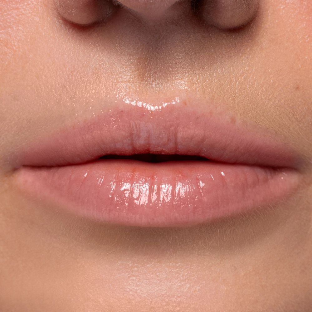 Бальзам прозрачный для губ Avatara Juicy Watermellow