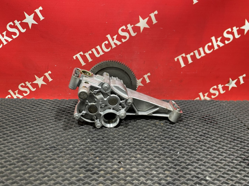 Насос масляный 2021г.