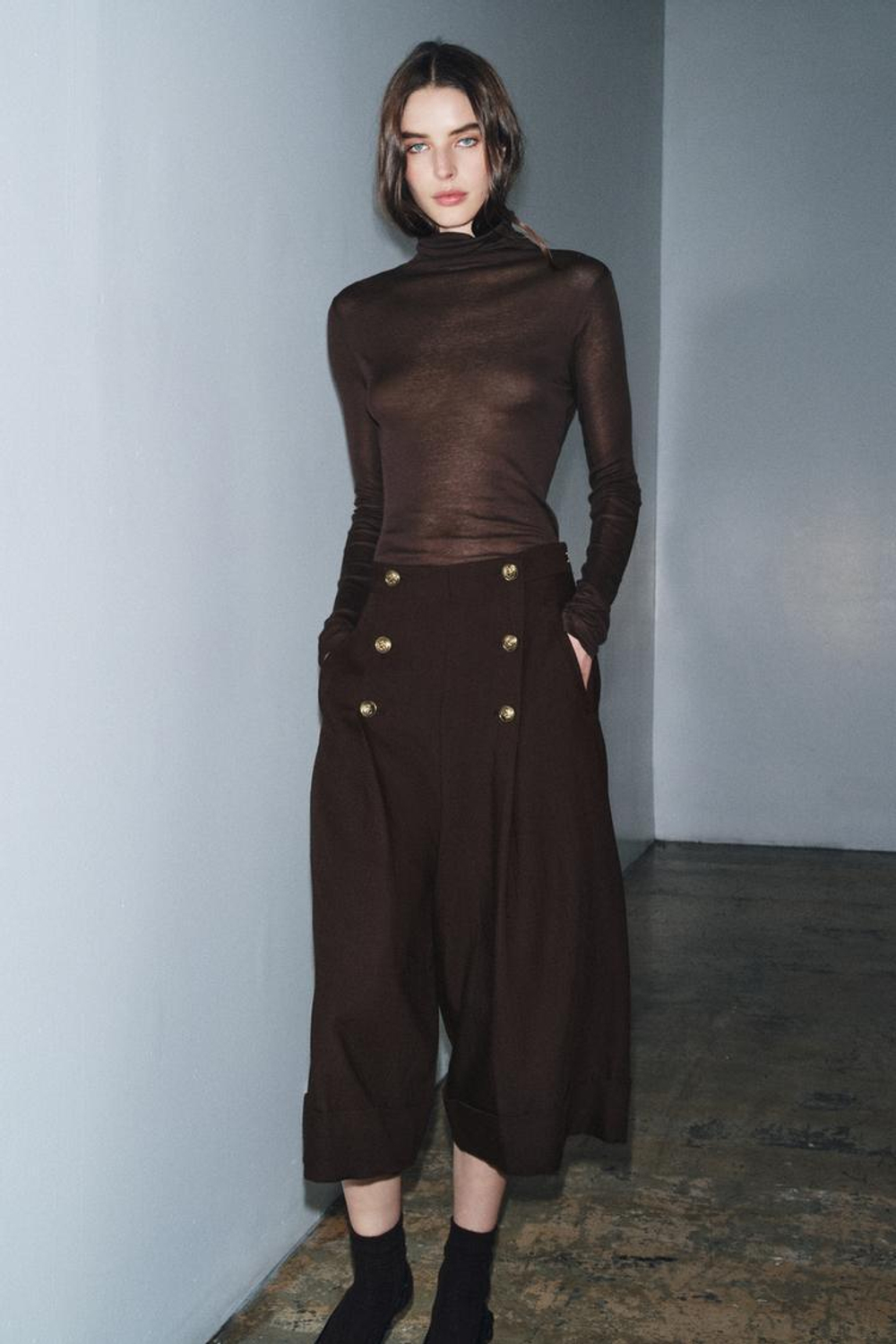 ZARA ФУТБОЛКА ИЗ ХЛОПКА SUPIMA®, КОРИЧНЕВЫЙ