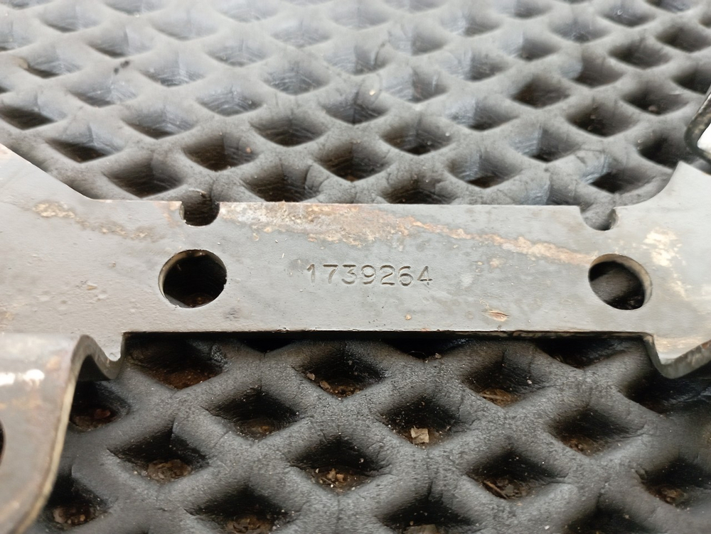 Кронштейн электропроводки кпп