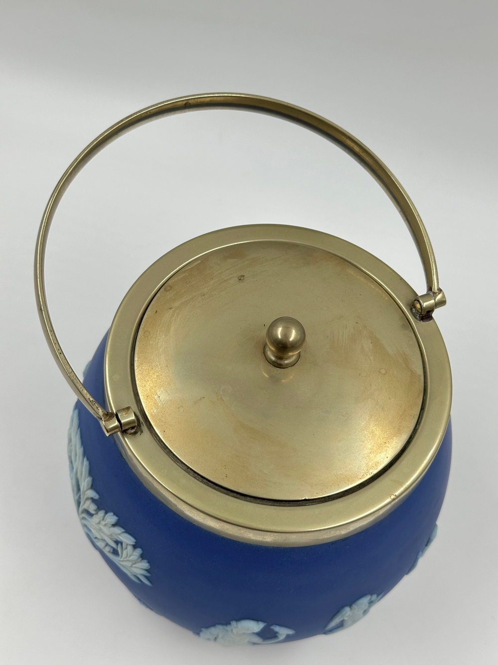 Бисквитница Wedgwood