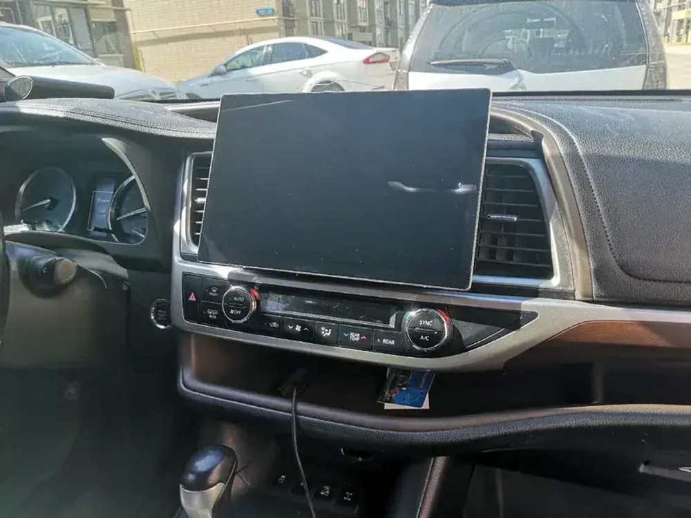 Магнитола для Toyota Highlander 3 U50 2013-2020 - Teyes CC3-2K-360 монитор 13" 2K QLED на Android 10, 6Гб+128Гб, CarPlay, 4G SIM-слот, 4 камеры в комплекте