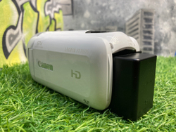 Canon Legria HF R606