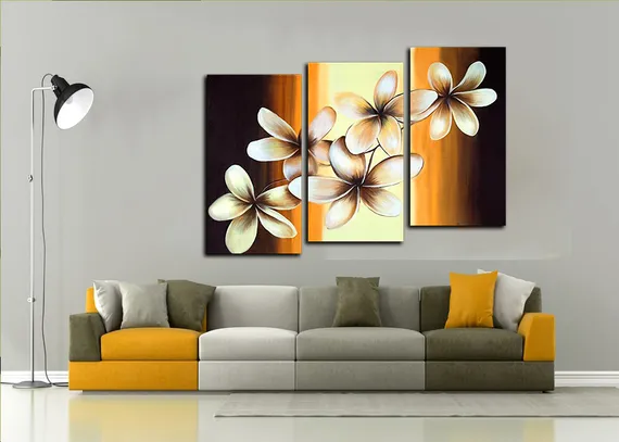 Модульная картина "Бежевый цветок"