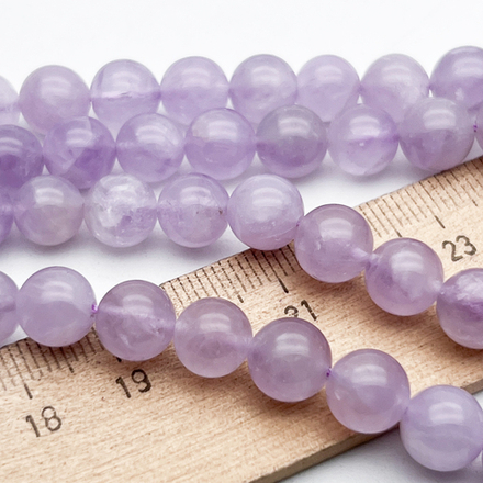 Аметист лавандовый бусины, диаметр 8,3-8,5 мм, цена за 11 шт (1/4 нити)