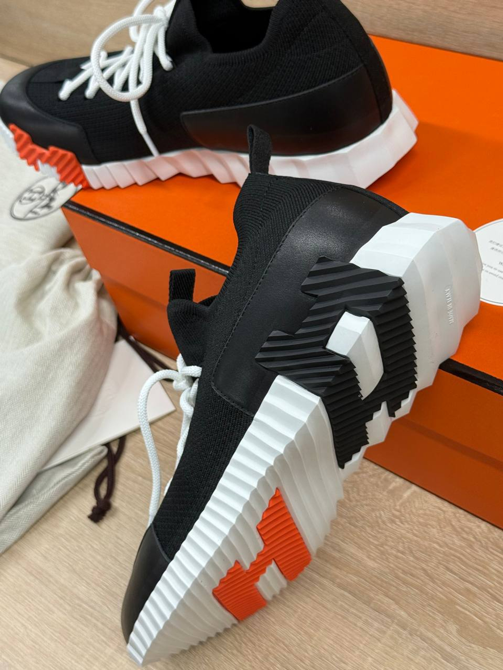 Кроссовки Hermes