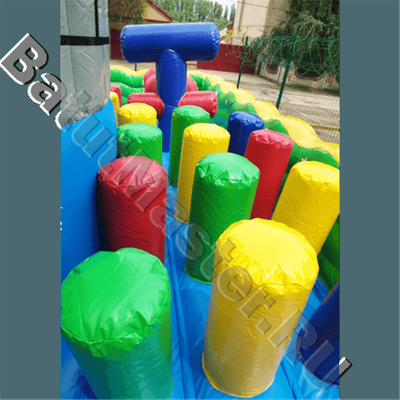 Большой надувной батут "Средневековье" 9*9*5 м